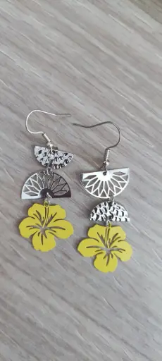 N°161 - fleurs hibiscus - asymétriques