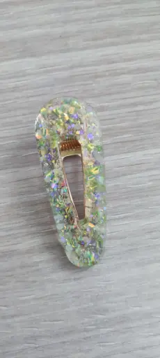 Barrette triangle