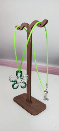 C°3 - Collier + pampille fleur vide